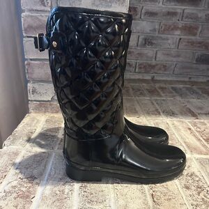 Hunter Black Quilted Women's Rain Boots with Buckle-size 8